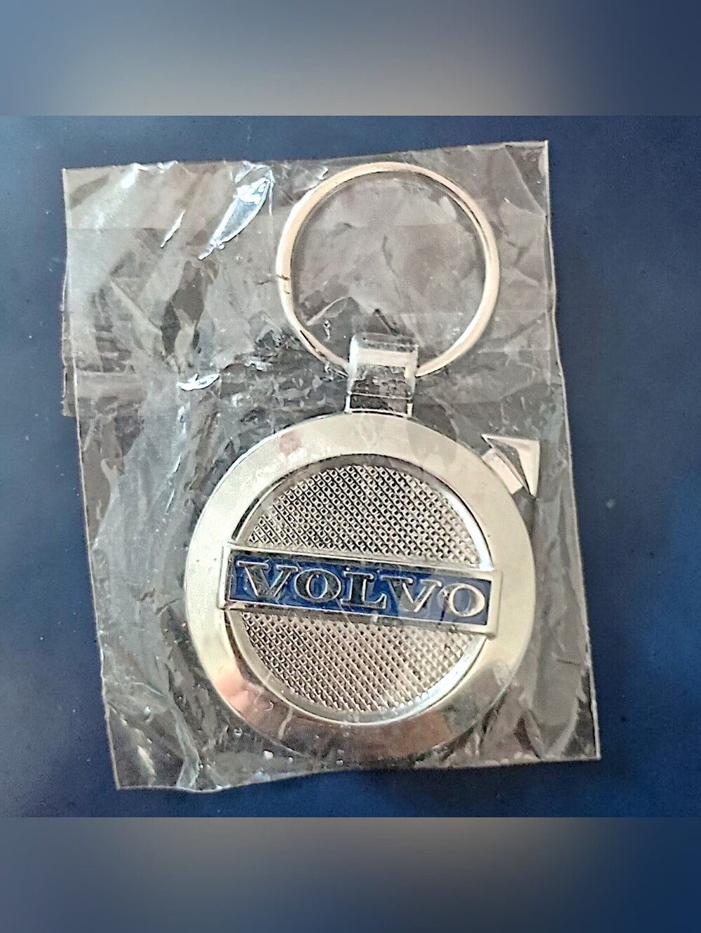 Volvo Keychain Key Ring Fob Silver Tone Logo Manasquan NJ Dealer Promo NEW NOS